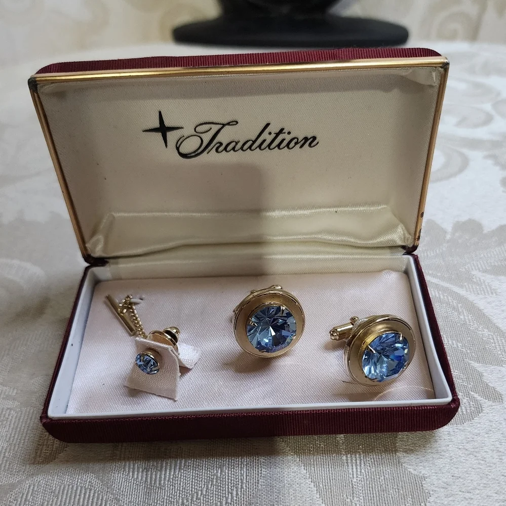 TRADITION Vintage 70's Cufflinks and Tie Pin Set New